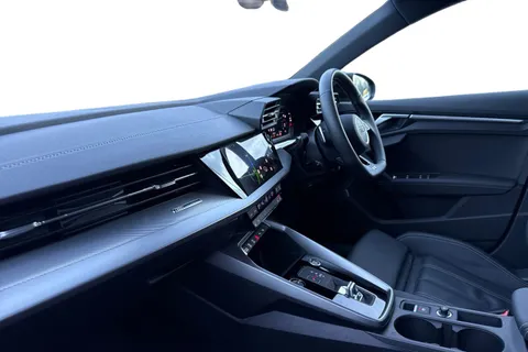 SN24NUL Audi A3 Black Edition 35 TFSI  150 PS S tronic Thumbnail #15