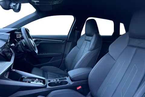 SN24NUL Audi A3 Black Edition 35 TFSI  150 PS S tronic Thumbnail #16