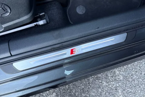 SN24NUL Audi A3 Black Edition 35 TFSI  150 PS S tronic Thumbnail #41