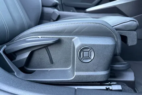 SN24NUL Audi A3 Black Edition 35 TFSI  150 PS S tronic Thumbnail #42