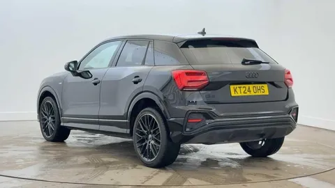 KT24OHS Audi Q2 Black Edition 35 TFSI 150 PS S tronic Thumbnail #3