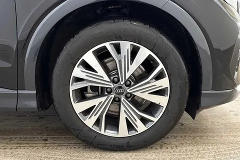 KP25JJL Audi Q4 e-tron Q4 Sportback Sport 35 e-tron 125,00 kW Thumbnail #6