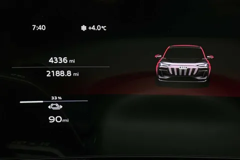 KS74VLM Audi Q6 E-Tron Q6 SUV Edition 1 e-tron quattro 285,00 kW Thumbnail #12