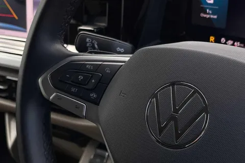 KY22WPA Volkswagen Multivan Multivan Life SWB 218 PS 1.4 eHybrid 6-Speed DSG-NAV Thumbnail #49