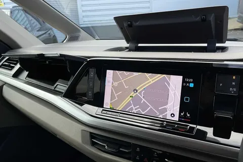 KY22WPA Volkswagen Multivan Multivan Life SWB 218 PS 1.4 eHybrid 6-Speed DSG-NAV Thumbnail #51