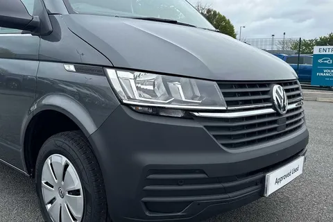 DE74UBC Volkswagen Transporter 2.0 TDI 110 Startline Van Thumbnail #16