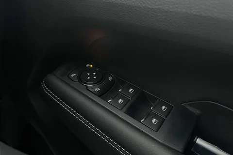 DG74EBJ Volkswagen Amarok D/Cab Pick Up Style 2.0 TDI 205 4MOTION Auto Thumbnail #17