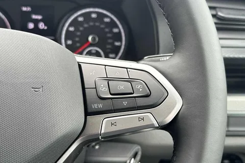 DE74UBC Volkswagen Transporter 2.0 TDI 110 Startline Van Thumbnail #36
