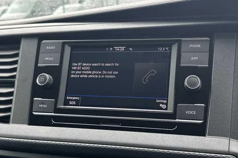 DE74UBC Volkswagen Transporter 2.0 TDI 110 Startline Van Thumbnail #41