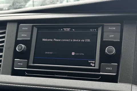 DE74UBC Volkswagen Transporter 2.0 TDI 110 Startline Van Thumbnail #42