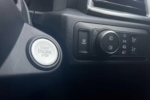 DG74EBJ Volkswagen Amarok D/Cab Pick Up Style 2.0 TDI 205 4MOTION Auto Thumbnail #36