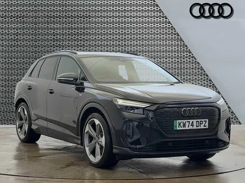 KW74DPZ Audi Q4 e-tron Q4  Black Edition 35 e-tron  125,00 kW Thumbnail #1