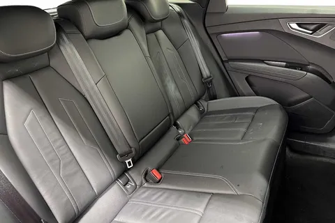 KN25SBO Audi Q4 e-tron Q4  Black Edition 35 e-tron  125,00 kW Thumbnail #9