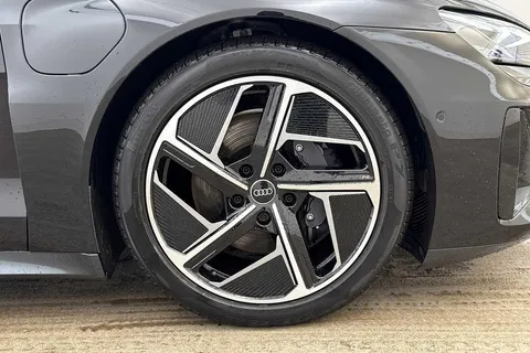 KR73RGY Audi e-tron GT GT  Vorsprung  quattro 350,00 kW Thumbnail #5