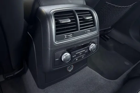 25 of 54 for Audi A6 Saloon 2.0 TDI ultra S line S Tronic Euro 6 (s/s) 4dr