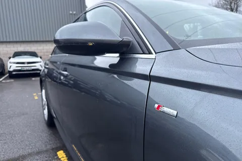 27 of 54 for Audi A6 Saloon 2.0 TDI ultra S line S Tronic Euro 6 (s/s) 4dr