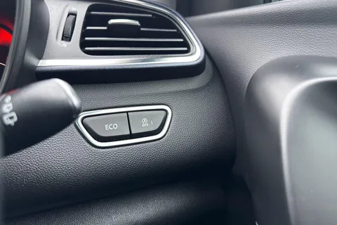 HV20CBU Renault Kadjar 1.3 TCe S Edition Euro 6 (s/s) 5dr Thumbnail #45