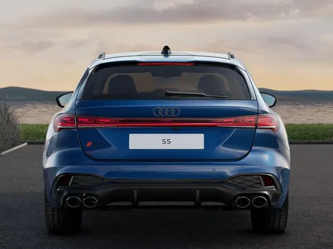  Audi S5 Avant 3.0 TFSI Edition 1 S Tronic quattro Euro 6 (s/s) 5dr Thumbnail #3