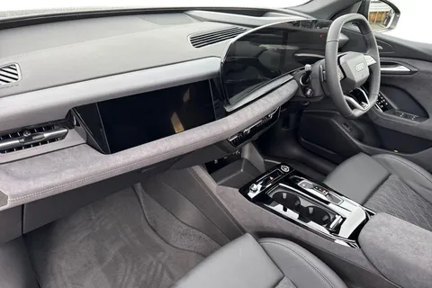  Audi Q6 E-Tron 100kWh Performance Edition 1 Auto 5dr Thumbnail #8