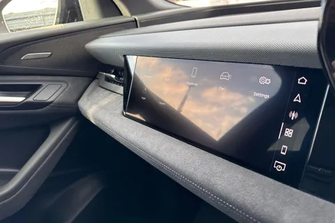  Audi Q6 E-Tron 100kWh Performance Edition 1 Auto 5dr Thumbnail #42