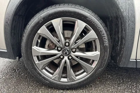 SB23XBO Lexus Ux 2.0 250h F Sport Design E-CVT Euro 6 (s/s) 5dr Thumbnail #12