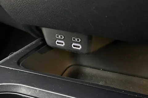 SB23XBO Lexus Ux 2.0 250h F Sport Design E-CVT Euro 6 (s/s) 5dr Thumbnail #42