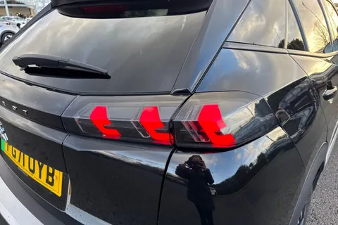 FG71OYB PEUGEOT e-2008 50kWh Allure Premium Auto 5dr Thumbnail #8