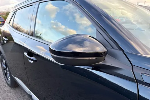 FG71OYB PEUGEOT e-2008 50kWh Allure Premium Auto 5dr Thumbnail #35