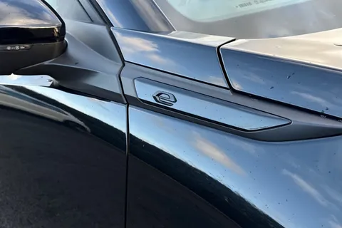 FG71OYB PEUGEOT e-2008 50kWh Allure Premium Auto 5dr Thumbnail #37