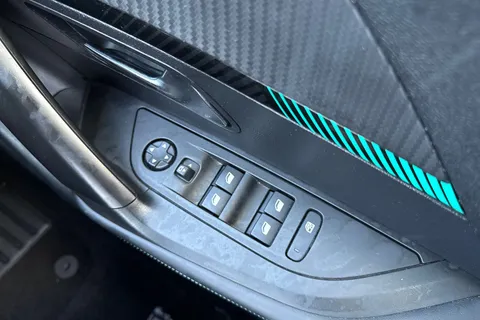 FG71OYB PEUGEOT e-2008 50kWh Allure Premium Auto 5dr Thumbnail #42