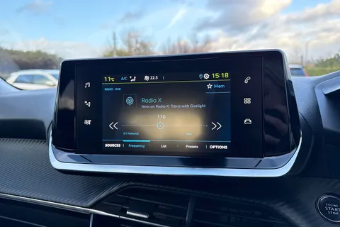 FG71OYB PEUGEOT e-2008 50kWh Allure Premium Auto 5dr Thumbnail #44