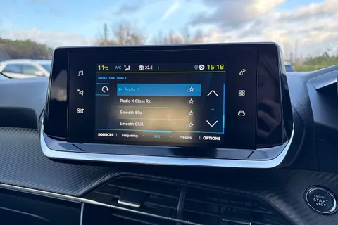 FG71OYB PEUGEOT e-2008 50kWh Allure Premium Auto 5dr Thumbnail #45