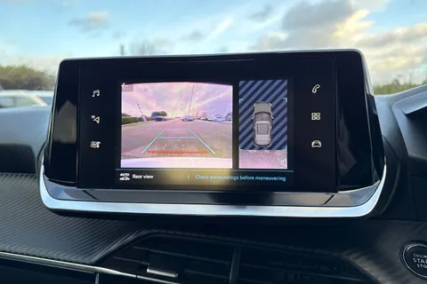 FG71OYB PEUGEOT e-2008 50kWh Allure Premium Auto 5dr Thumbnail #52