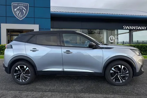 YT72OHR PEUGEOT e-2008 50kWh GT Auto 5dr (7kW Charger) Thumbnail #4