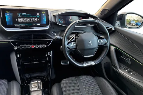 YT72OHR PEUGEOT e-2008 50kWh GT Auto 5dr (7kW Charger) Thumbnail #18
