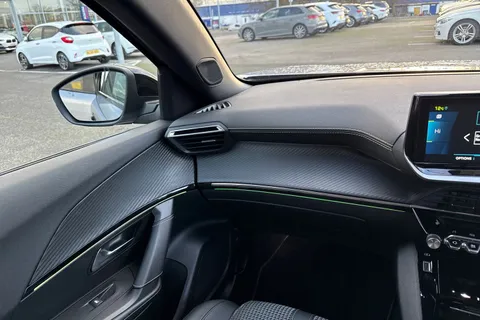 YT72OHR PEUGEOT e-2008 50kWh GT Auto 5dr (7kW Charger) Thumbnail #20