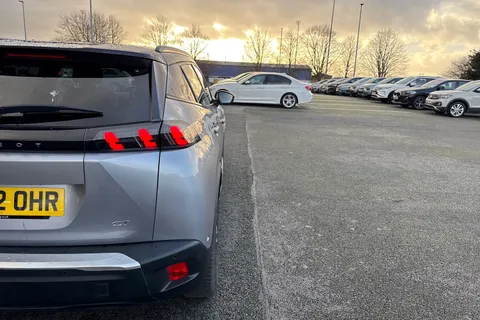 YT72OHR PEUGEOT e-2008 50kWh GT Auto 5dr (7kW Charger) Thumbnail #33