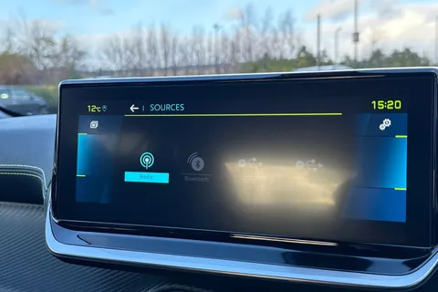 YT72OHR PEUGEOT e-2008 50kWh GT Auto 5dr (7kW Charger) Thumbnail #50