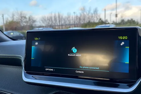 YT72OHR PEUGEOT e-2008 50kWh GT Auto 5dr (7kW Charger) Thumbnail #51