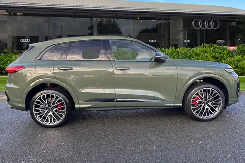  Audi SQ5 3.0 TFSI S Edition 1 S Tronic quattro Euro 6 (s/s) 5dr Thumbnail #4