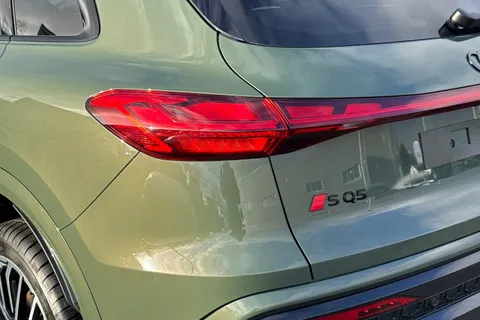  Audi SQ5 3.0 TFSI S Edition 1 S Tronic quattro Euro 6 (s/s) 5dr Thumbnail #8