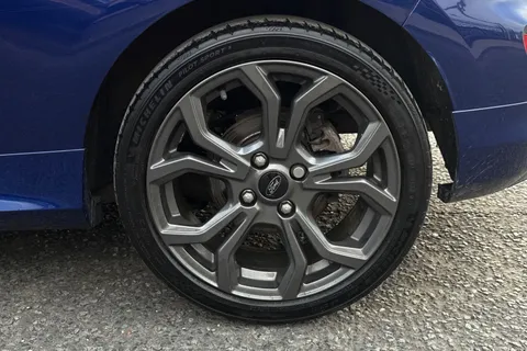 BL67XNR Ford Fiesta 1.0T EcoBoost ST-Line Euro 6 (s/s) 3dr Thumbnail #12