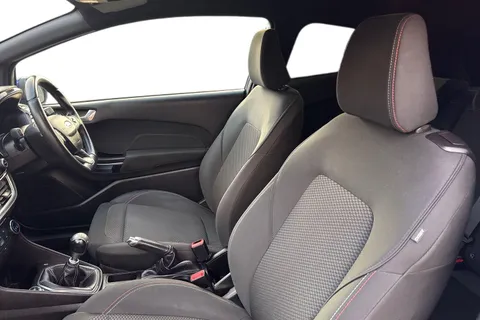 BL67XNR Ford Fiesta 1.0T EcoBoost ST-Line Euro 6 (s/s) 3dr Thumbnail #16