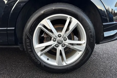 PK69SZJ Audi Q3 2.0 TDI 35 S line S Tronic Euro 6 (s/s) 5dr Thumbnail #23