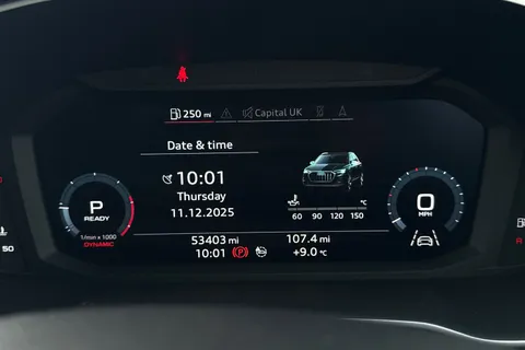 PK69SZJ Audi Q3 2.0 TDI 35 S line S Tronic Euro 6 (s/s) 5dr Thumbnail #42