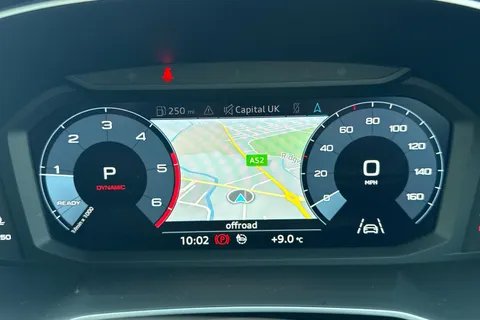 PK69SZJ Audi Q3 2.0 TDI 35 S line S Tronic Euro 6 (s/s) 5dr Thumbnail #46