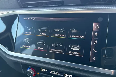 PK69SZJ Audi Q3 2.0 TDI 35 S line S Tronic Euro 6 (s/s) 5dr Thumbnail #57