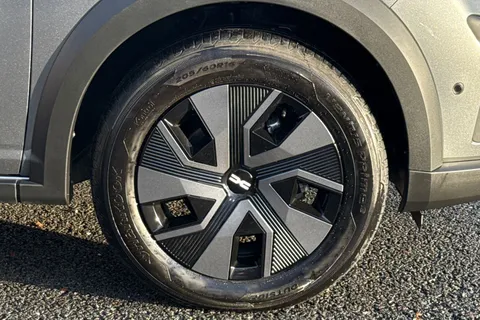 NU74RPZ Dacia Jogger 1.6 HEV Expression 5dr Auto Thumbnail #13