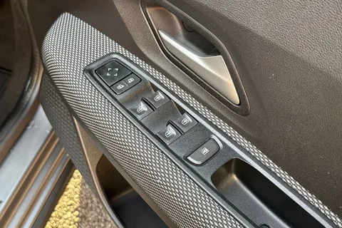 NU74RPZ Dacia Jogger 1.6 HEV Expression 5dr Auto Thumbnail #24