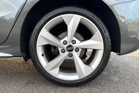 BP70JSV Audi A3 S line 40 TFSI e  204 PS S tronic Thumbnail #13